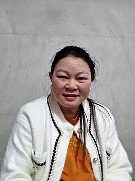 yoowwmr online show from 11/26/25, 02:55