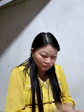 yoowwmr online show from 10/27/25, 01:34