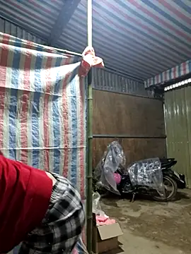 yoowwmr online show from 11/12/25, 12:04