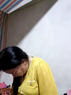 yoowwmr online show from 11/07/25, 04:55