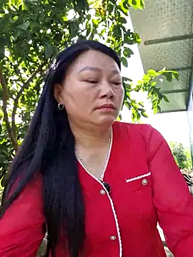 yoowwmr online show from 10/30/25, 01:59