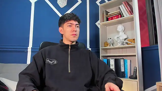 etham wolf  online show from 11/11/25, 12:11