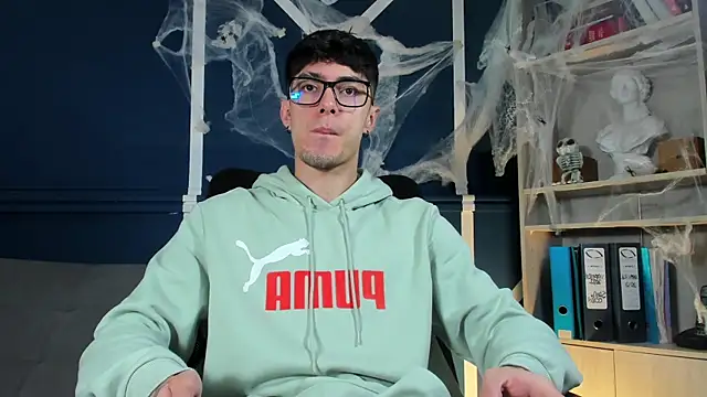 etham wolf  online show from 11/07/25, 11:59