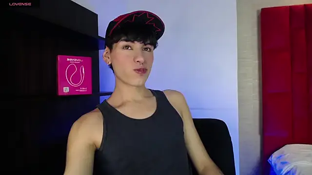 Ezra Storm online show from 09/23/25, 05:14