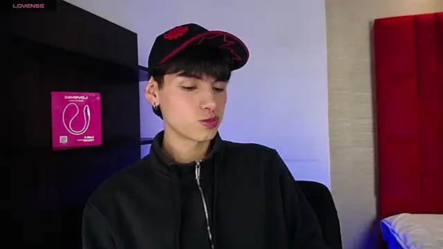 Ezra Storm online show from 10/03/25, 04:58