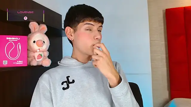 Ezra Storm online show from 11/14/25, 05:11