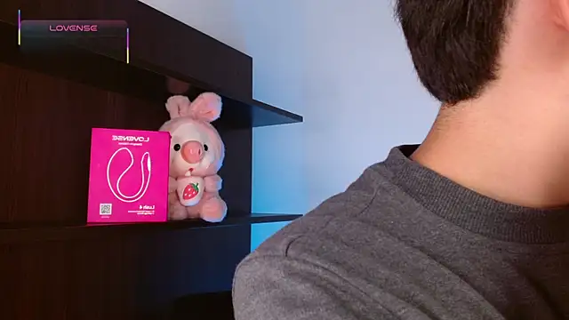 Ezra Storm online show from 12/03/25, 04:35