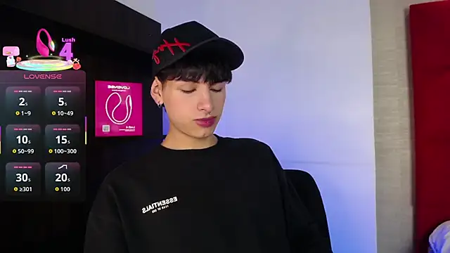 Ezra Storm online show from 09/17/25, 04:58