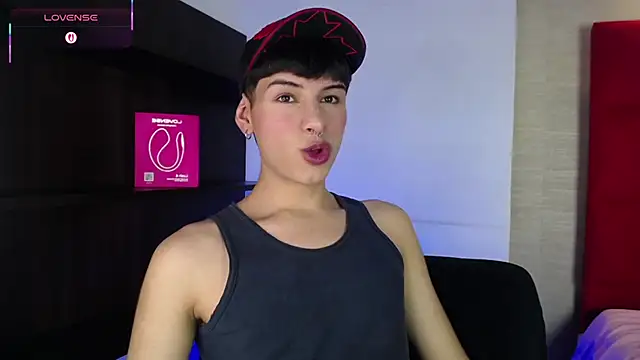 Ezra Storm online show from 10/18/25, 04:47