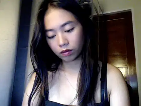 candycrushyyy online show from 10/15/25, 10:51