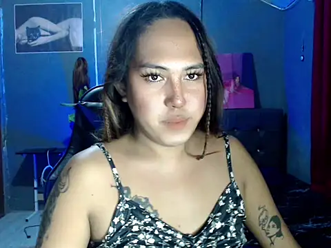 Snapshot of urtranspinay chatting on 10/02/25, 01:58 urtranspinay online show from 10/02/25, 01:58