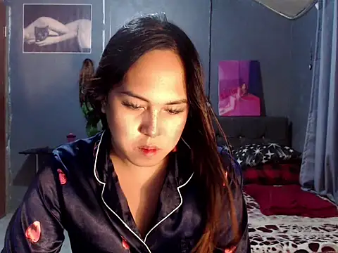 Snapshot of urtranspinay chatting on 02/05/26, 12:23 urtranspinay online show from 02/05/26, 12:23