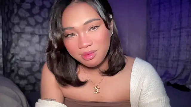 Exotic alyssa69 online show from 04/18/26, 07:07