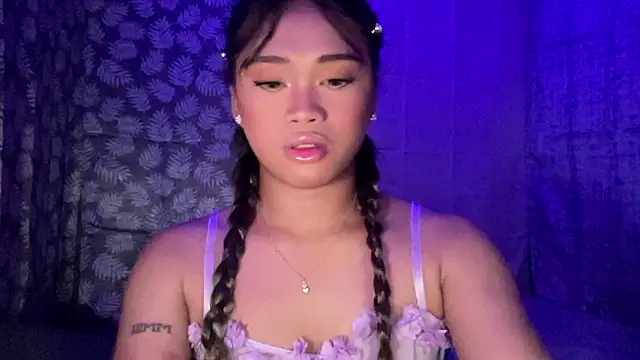 Exotic alyssa69 online show from 03/17/26, 05:27