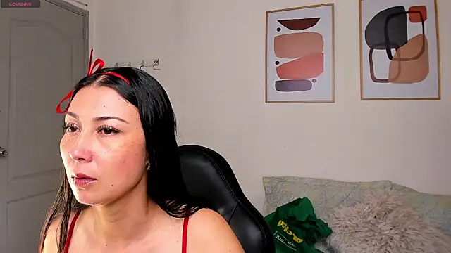 Alexia milf  online show from 09/24/25, 11:28