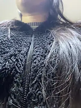 AndieJones  online show from 11/20/25, 12:06