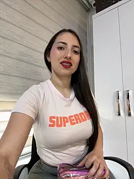 AndieJones  online show from 11/12/25, 12:20