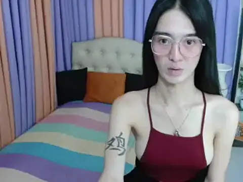 XxTsUncutAskaxX online show from 12/01/25, 04:41