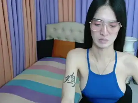 XxTsUncutAskaxX online show from 12/02/25, 05:25