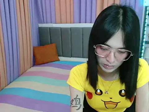 XxTsUncutAskaxX online show from 10/14/25, 05:46