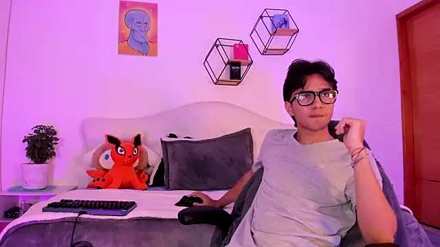 jin luna online show from 10/11/25, 02:51