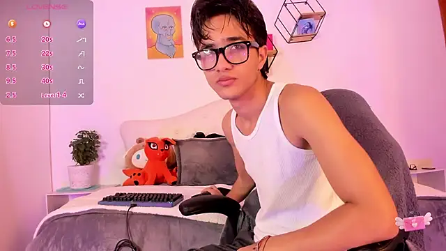 jin luna online show from 10/15/25, 12:13