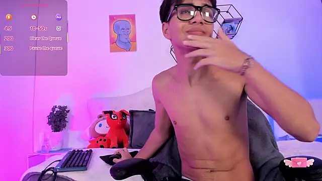 jin luna online show from 10/31/25, 12:24