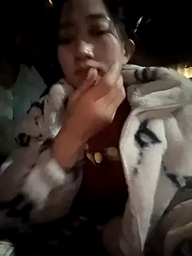 Zhan99999 online show from 11/25/25, 04:46