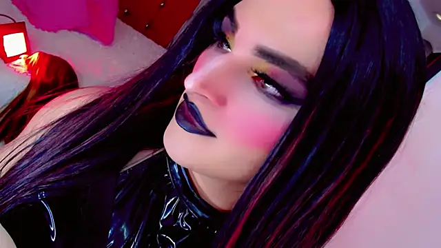 Yareth Rouss  online show from 11/27/25, 06:14