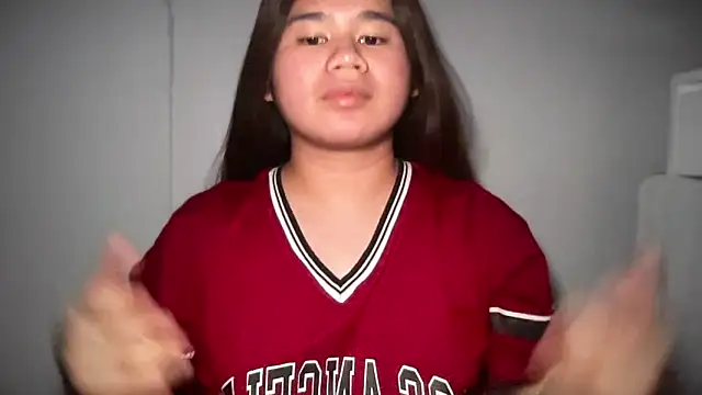 skinnygirl 69 online show from 05/26/26, 09:02