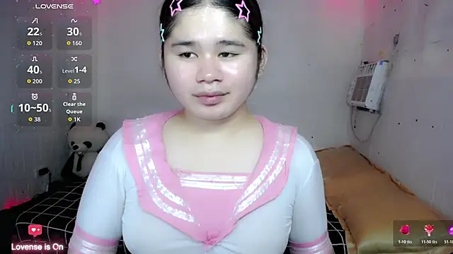 Snapshot of skinnygirl_69 chatting on 06/06/26, 03:56 skinnygirl 69 online show from 06/06/26, 03:56