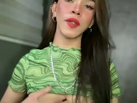 Snapshot of Misselliefayexxx chatting on 02/22/26, 09:38 Misselliefayexxx online show from 02/22/26, 09:38