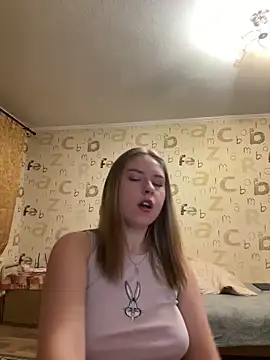 Tomyris yuki online show from 02/04/26, 03:12