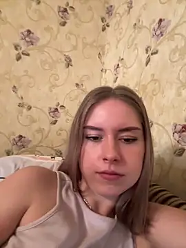 Tomyris yuki online show from 11/20/25, 10:42