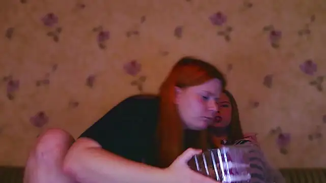 Tomyris yuki online show from 10/22/25, 12:43