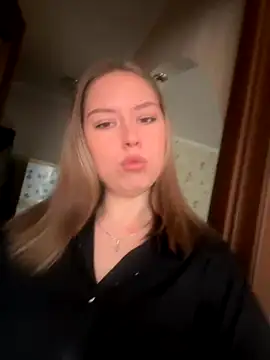 Tomyris yuki online show from 11/29/25, 11:21