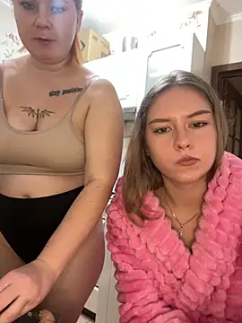 Tomyris yuki online show from 10/31/25, 01:02