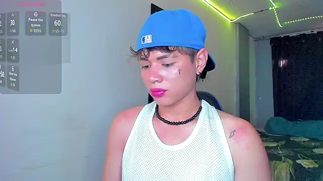 Jostin18 online show from 12/15/25, 02:01