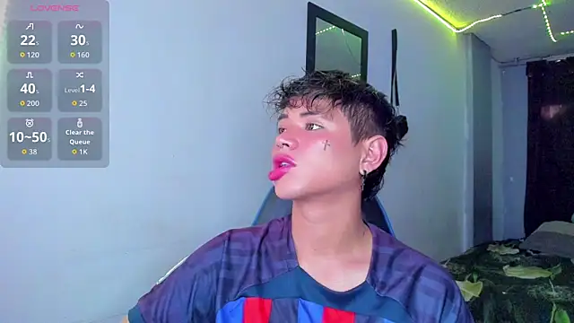 Jostin18 online show from 12/16/25, 01:15