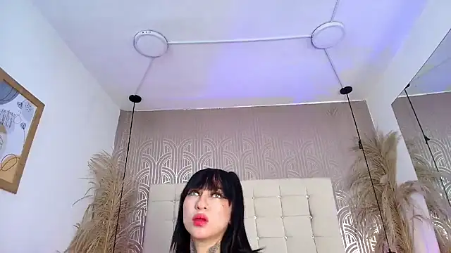 FGLuna online show from 12/16/25, 02:43