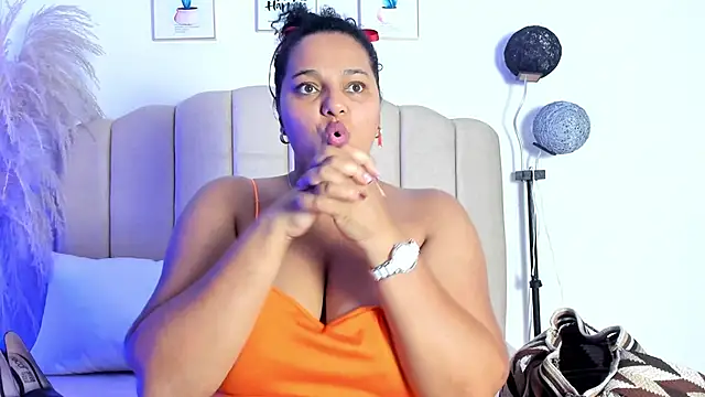 Snapshot of _aithanaa_ chatting on 01/05/26, 06:55 aithanaa online show from 01/05/26, 06:55