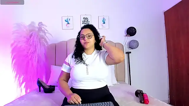 Snapshot of _aithanaa_ chatting on 02/19/26, 05:32 aithanaa online show from 02/19/26, 05:32