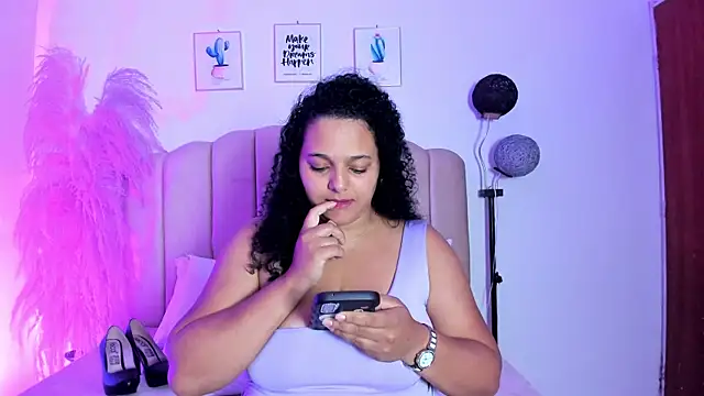 Snapshot of _aithanaa_ chatting on 01/12/26, 07:20 aithanaa online show from 01/12/26, 07:20