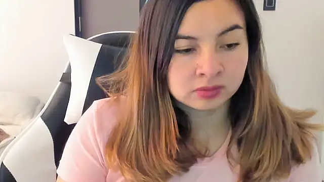 ADHARAMILLER  1111 online show from 04/05/26, 09:21