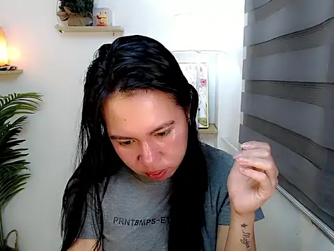 kimbratx online show from 10/29/25, 10:20