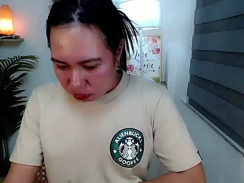 kimbratx online show from 11/03/25, 10:46