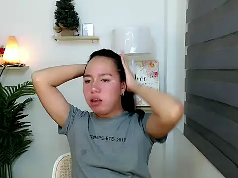 kimbratx online show from 11/13/25, 10:35