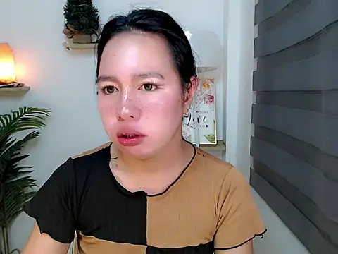 kimbratx online show from 11/21/25, 11:04