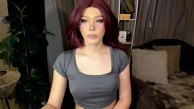 Snapshot of Candicebloom chatting on 07/05/26, 12:15 Candicebloom online show from 07/05/26, 12:15
