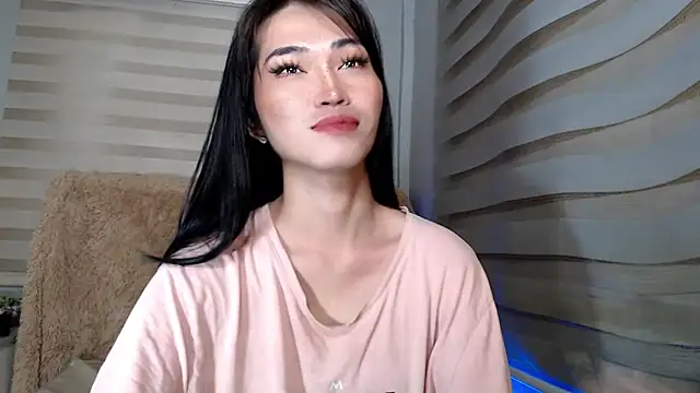 lovelychanel69xx online show from 10/05/25, 10:44